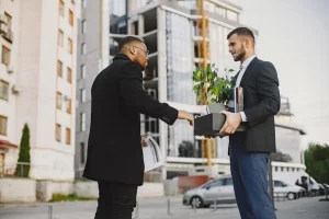 apporteur affaires immobilier handshake