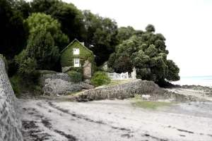 maison bord mer Bretagne, jardin vue océan, Plestin-les-Grèves