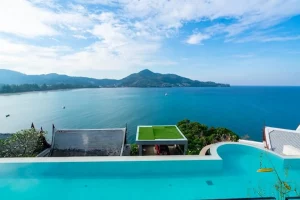 villa piscine Sanary mer vue mer