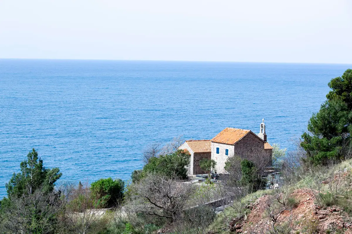 maison corse mer montagne